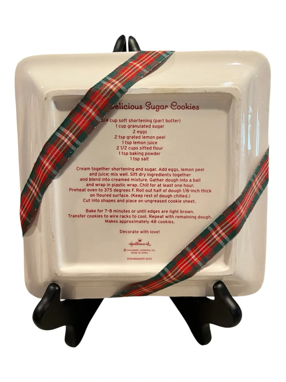 Oh What Fun Red Holiday Ceramic Baking Dish White Hallmark Plate Sugar Cookie
